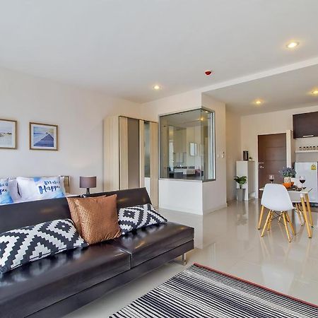 Chic Condo By Resava Karon Esterno foto