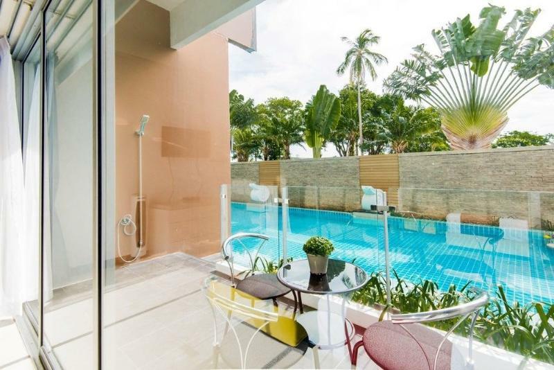 Chic Condo By Resava Karon Esterno foto